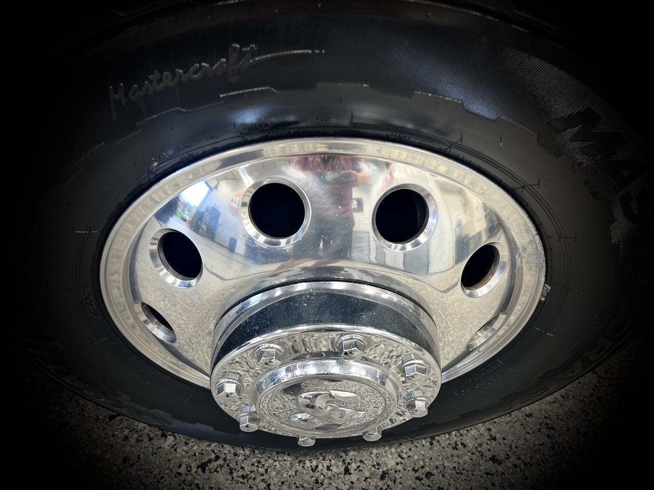 RAM3500 CREW CAB 4X418