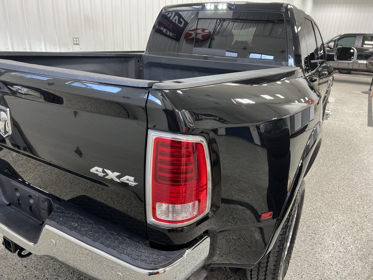 RAM3500 MEGA CAB 4X47