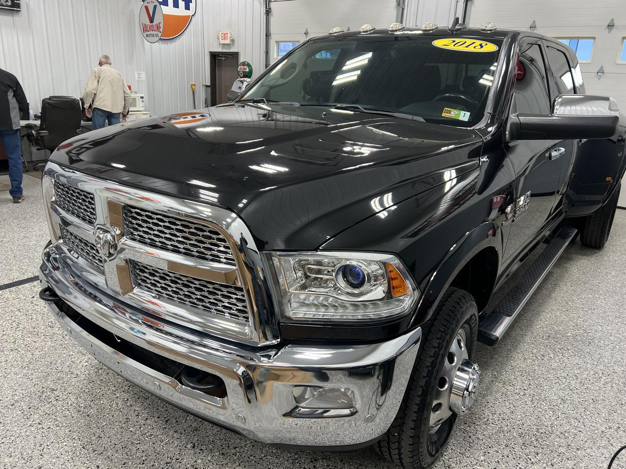 RAM3500 MEGA CAB 4X44