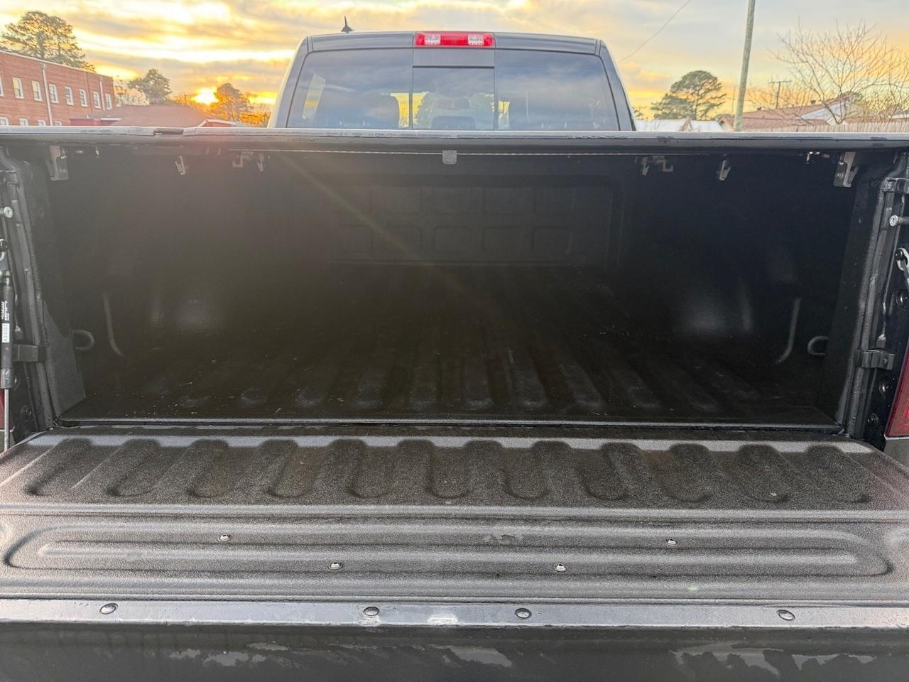 2018 Ram 1500 Night, APPLE CARPLAY/ANDROID AUTO, REAR POWER SLIDING WINDOW, HEATED STEERING WHEEL, HEATED SEATS, UNIVERSAL GARAGE DOOR OPENER, POWER AND HEATED MIRRORS, COME AND TEST DRIVE THIS RAM 1500 TODAY! Norfolk VA 2018 Ram 1500 Night, APPLE CARPLAY/ANDROID AUTO, REAR POWER SLIDING WINDOW, HEATED STEERING WHEEL, HEATED SEATS, UNIVERSAL GARAGE DOOR OPENER, POWER AND HEATED MIRRORS, COME AND TEST DRIVE THIS RAM 1500 TODAY! Norfolk VA