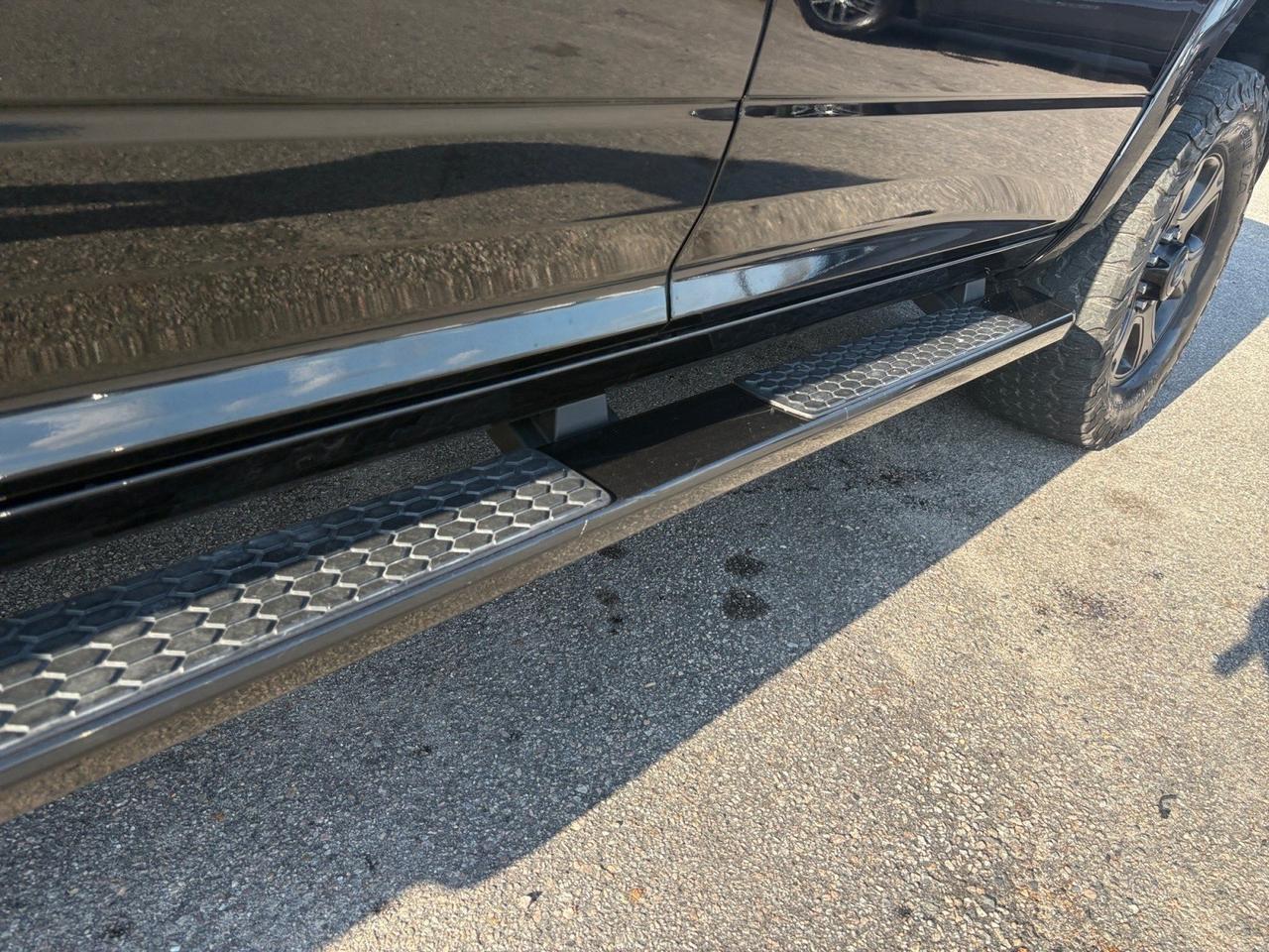 2018 Ram 2500 Laramie, REMOTE START, HEATED & VENTILATED SEATS, REAR POWER SLIDING WINDOW, HEATED 2ND ROW, BACKUP CAMERA WITH PARKING SENSORS, LOW MILEAGE, ONLY 1 OWNER, CLEAN CARFAX, RIDE BIG IN THIS RAM 2500! Virginia Beach VA 2018 Ram 2500 Laramie, REMOTE START, HEATED & VENTILATED SEATS, REAR POWER SLIDING WINDOW, HEATED 2ND ROW, BACKUP CAMERA WITH PARKING SENSORS, LOW MILEAGE, ONLY 1 OWNER, CLEAN CARFAX, RIDE BIG IN THIS RAM 2500! Virginia Beach VA