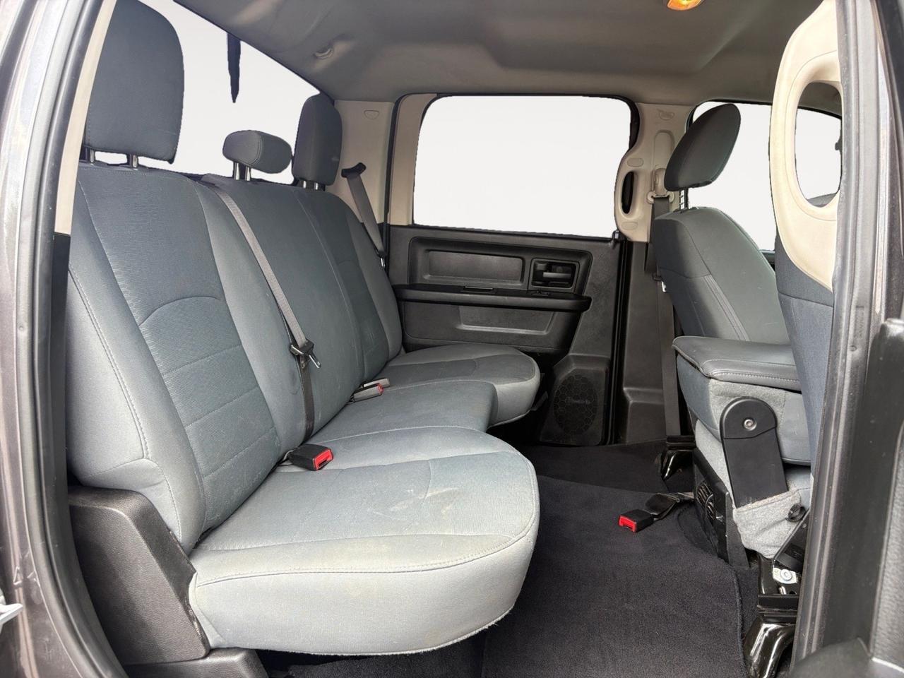 2018 Ram 2500 Tradesman, RUNNING BOARDS, TOW PACKAGE, BACKUP CAMERA, USB/AUX PORT, BED LINER, KEYLESS ENTRY, TINTED WINDOWS, LOW MILES, CLEAN CARFAX, GET TO WORK IN THIS RAM! Virginia Beach VA 2018 Ram 2500 Tradesman, RUNNING BOARDS, TOW PACKAGE, BACKUP CAMERA, USB/AUX PORT, BED LINER, KEYLESS ENTRY, TINTED WINDOWS, LOW MILES, CLEAN CARFAX, GET TO WORK IN THIS RAM! Virginia Beach VA