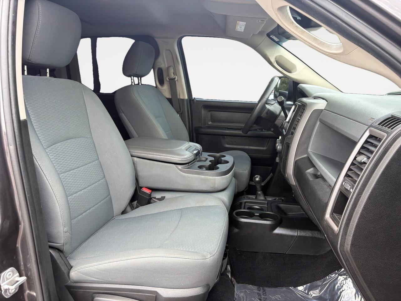2018 Ram 2500 Tradesman, RUNNING BOARDS, TOW PACKAGE, BACKUP CAMERA, USB/AUX PORT, BED LINER, KEYLESS ENTRY, TINTED WINDOWS, LOW MILES, CLEAN CARFAX, GET TO WORK IN THIS RAM! Virginia Beach VA 2018 Ram 2500 Tradesman, RUNNING BOARDS, TOW PACKAGE, BACKUP CAMERA, USB/AUX PORT, BED LINER, KEYLESS ENTRY, TINTED WINDOWS, LOW MILES, CLEAN CARFAX, GET TO WORK IN THIS RAM! Virginia Beach VA