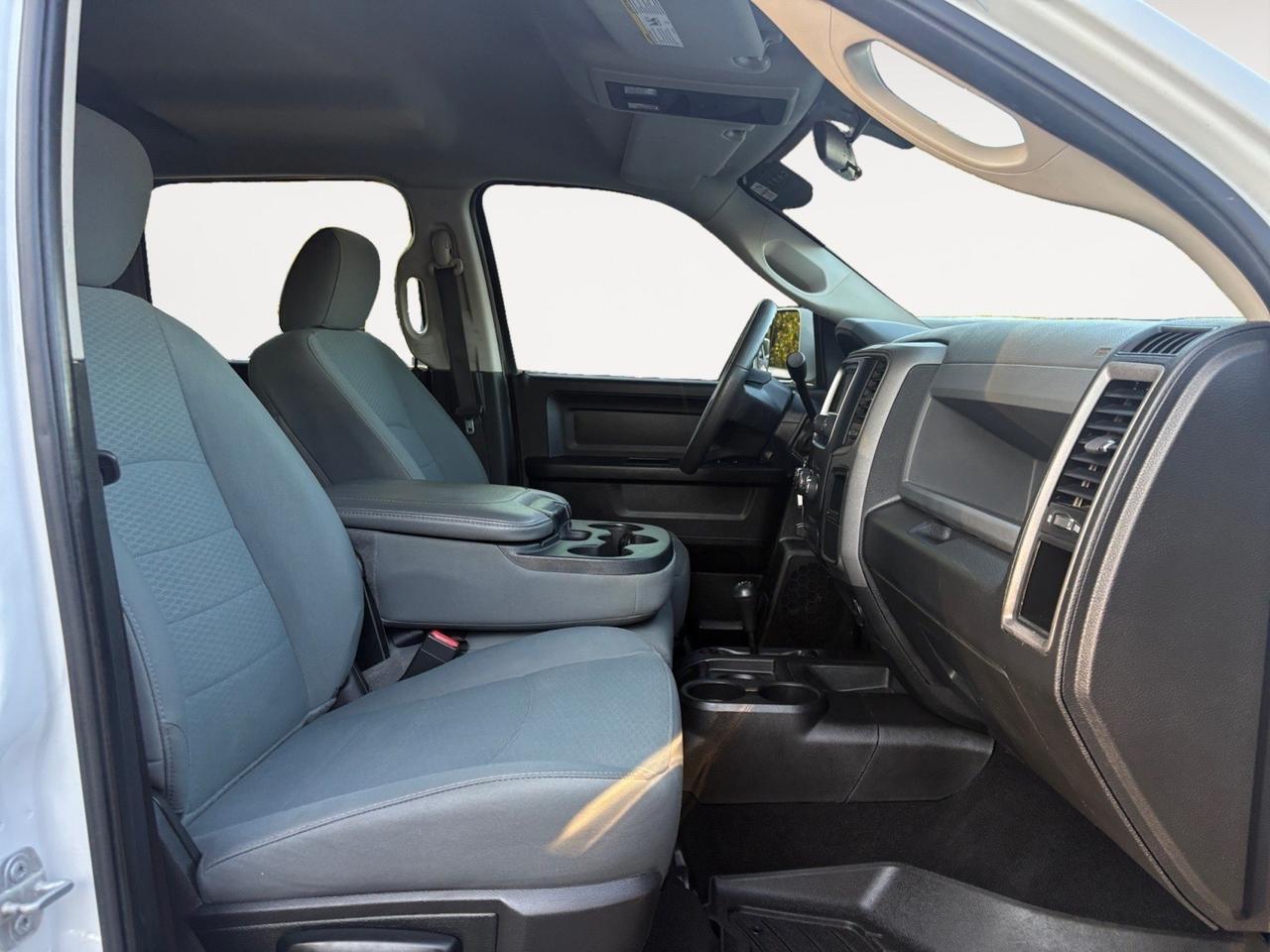 2018 Ram 2500 Tradesman, RUNNING BOARDS, TOW PACKAGE, REMOTE START, BED LINER, CUSTOM CENTER LINE WHEELS, BLUETOOTH, BACKUP CAMERA, ONLY 65K MILES, CLEAN CARFAX, RAM THE ROAD! Virginia Beach VA 2018 Ram 2500 Tradesman, RUNNING BOARDS, TOW PACKAGE, REMOTE START, BED LINER, CUSTOM CENTER LINE WHEELS, BLUETOOTH, BACKUP CAMERA, ONLY 65K MILES, CLEAN CARFAX, RAM THE ROAD! Virginia Beach VA