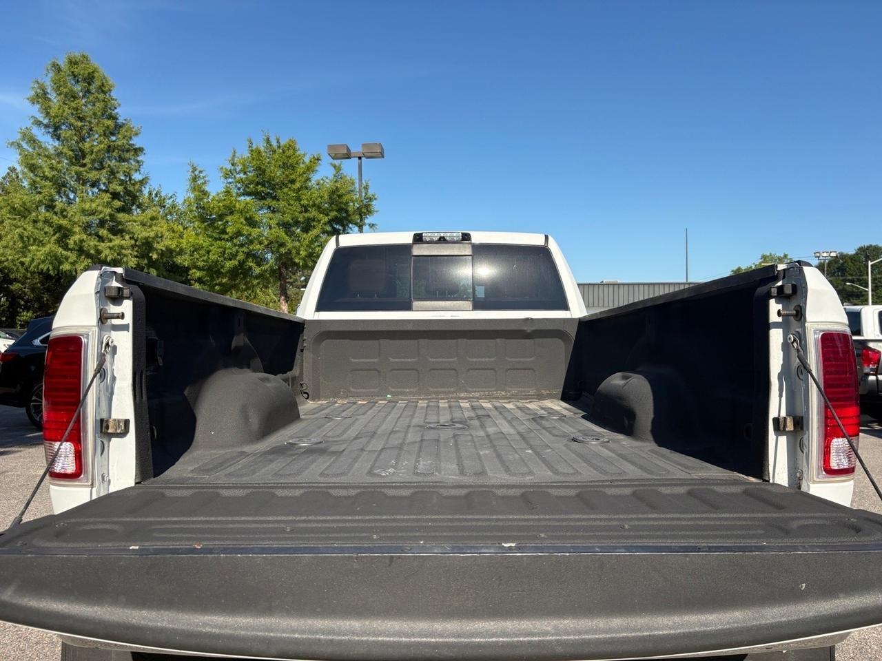 2018 Ram 3500 Laramie, 5TH WHEEL/GOOSENECK TOW PACKAGE, RUNNING BOARDS, BACKUP CAMERA WITH HITCH VIEW, HEATED FRONT & REAR SEATS, BLIND SPOT ALERT, APPLE CARPLAY/ANDROID AUTO, LOW MILES, CLEAN CARFAX, GO BIG & RIDE HOME IN THIS 3500! Virginia Beach VA 2018 Ram 3500 Laramie, 5TH WHEEL/GOOSENECK TOW PACKAGE, RUNNING BOARDS, BACKUP CAMERA WITH HITCH VIEW, HEATED FRONT & REAR SEATS, BLIND SPOT ALERT, APPLE CARPLAY/ANDROID AUTO, LOW MILES, CLEAN CARFAX, GO BIG & RIDE HOME IN THIS 3500! Virginia Beach VA