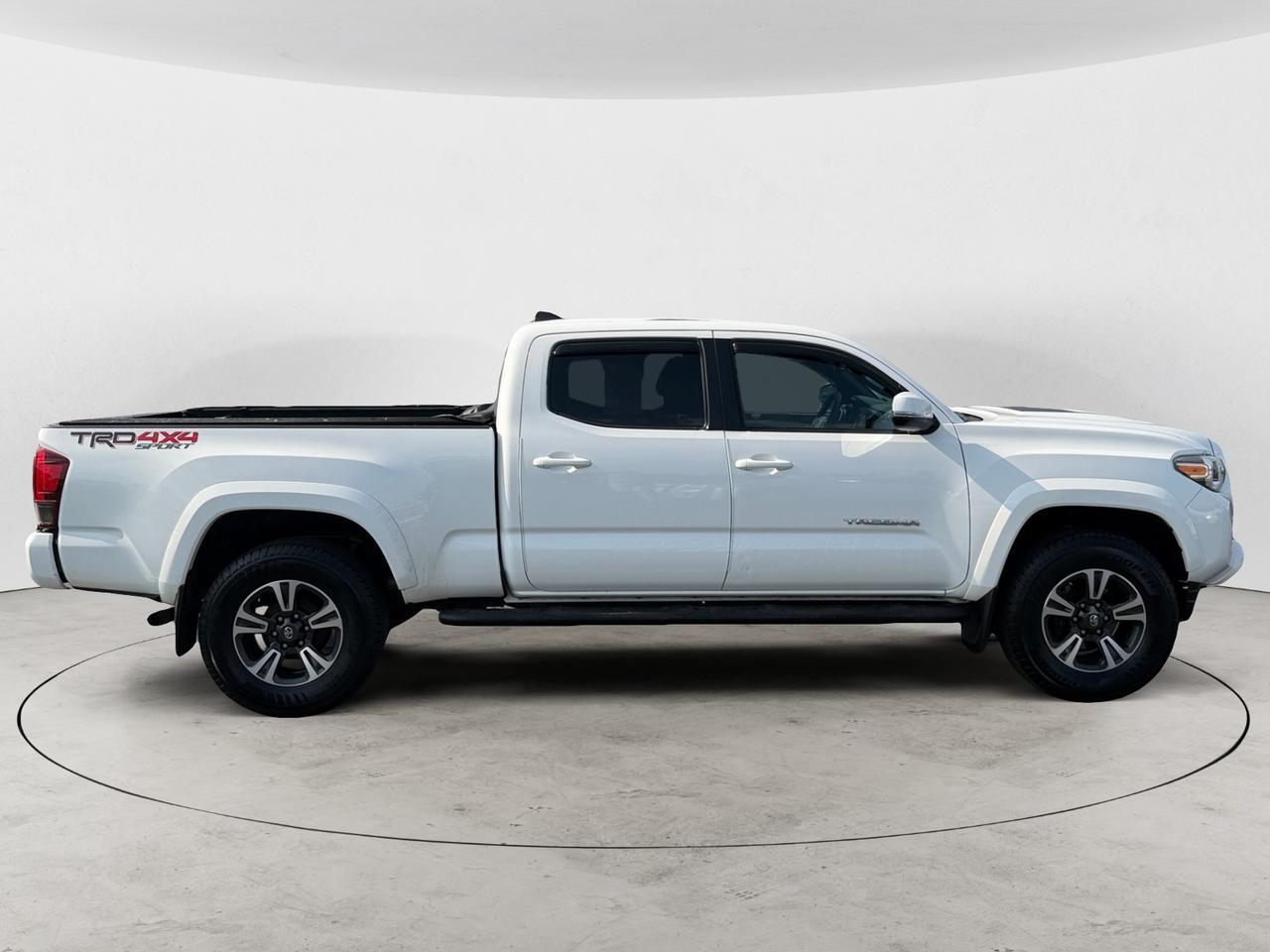 2018 TOYOTA TACOMA SR5; TRD SPOR TRD Off Road Kansas City MO 2018 TOYOTA TACOMA SR5; TRD SPOR TRD Off Road Kansas City MO
