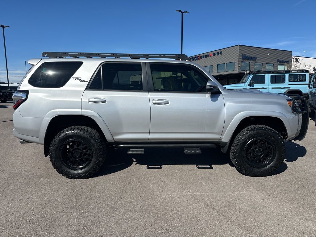 2018 Toyota 4Runner Off-Road Premium