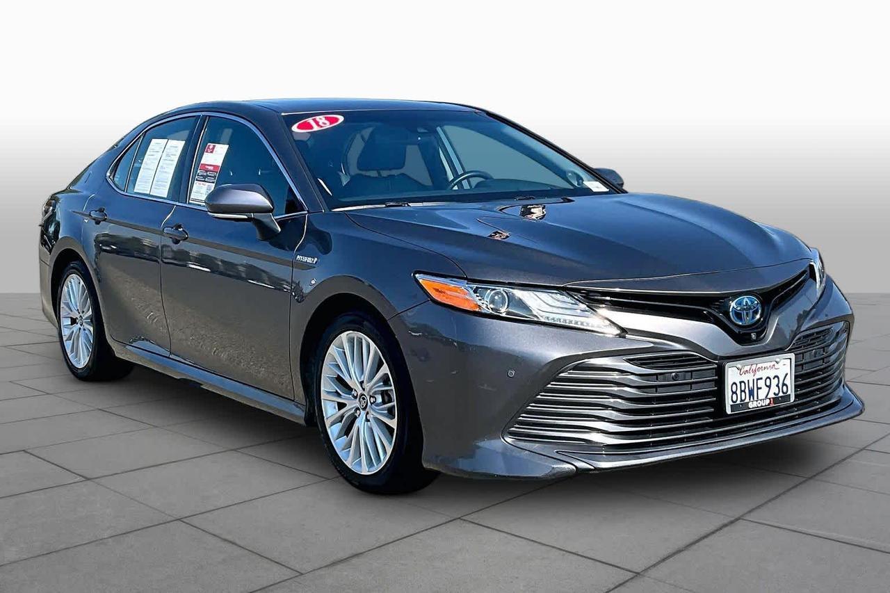 2018 Toyota Camry Hybrid XLE 2018 Toyota Camry Hybrid XLE