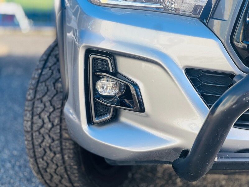 2018 Toyota Hilux SR5 (2.8L Diesel) Vaitele 2018 Toyota Hilux SR5 (2.8L Diesel) Vaitele