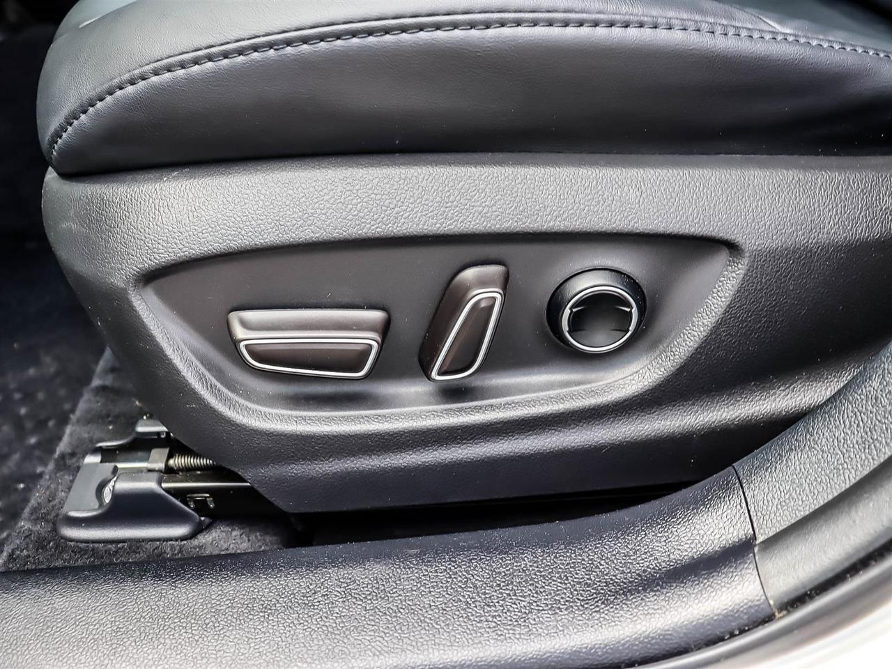 2018 Toyota Prius Prime Base Mississauga ON