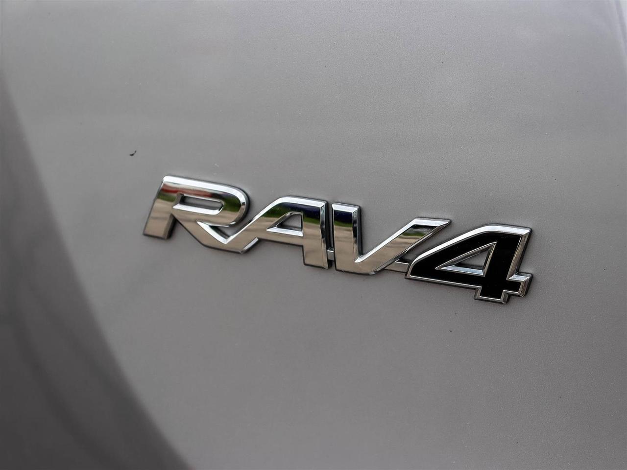 2018 Toyota RAV4 SE Mississauga ON