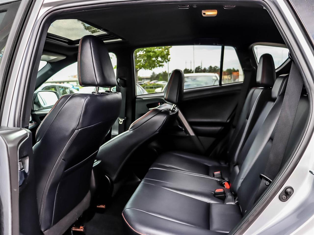 2018 Toyota RAV4 SE Mississauga ON