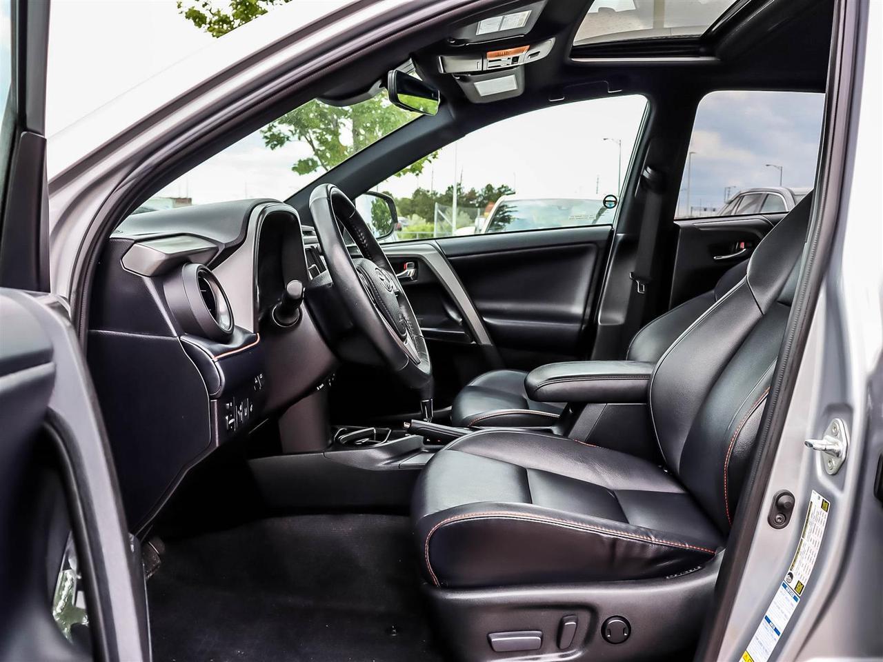 2018 Toyota RAV4 SE Mississauga ON