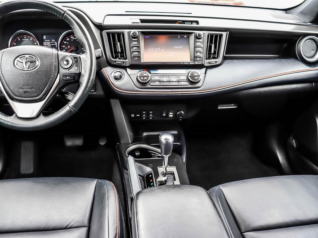 2018 Toyota RAV4 SE Mississauga ON