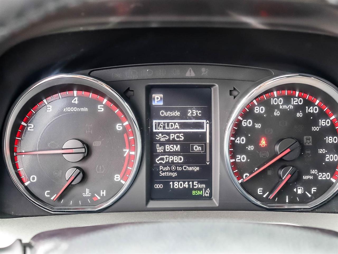 2018 Toyota RAV4 SE Mississauga ON