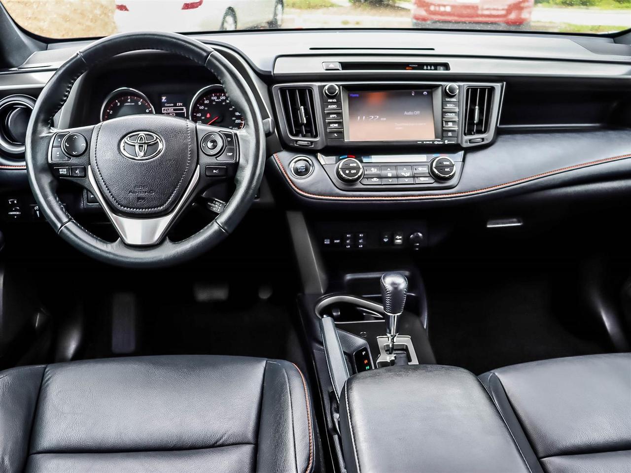 2018 Toyota RAV4 SE Mississauga ON