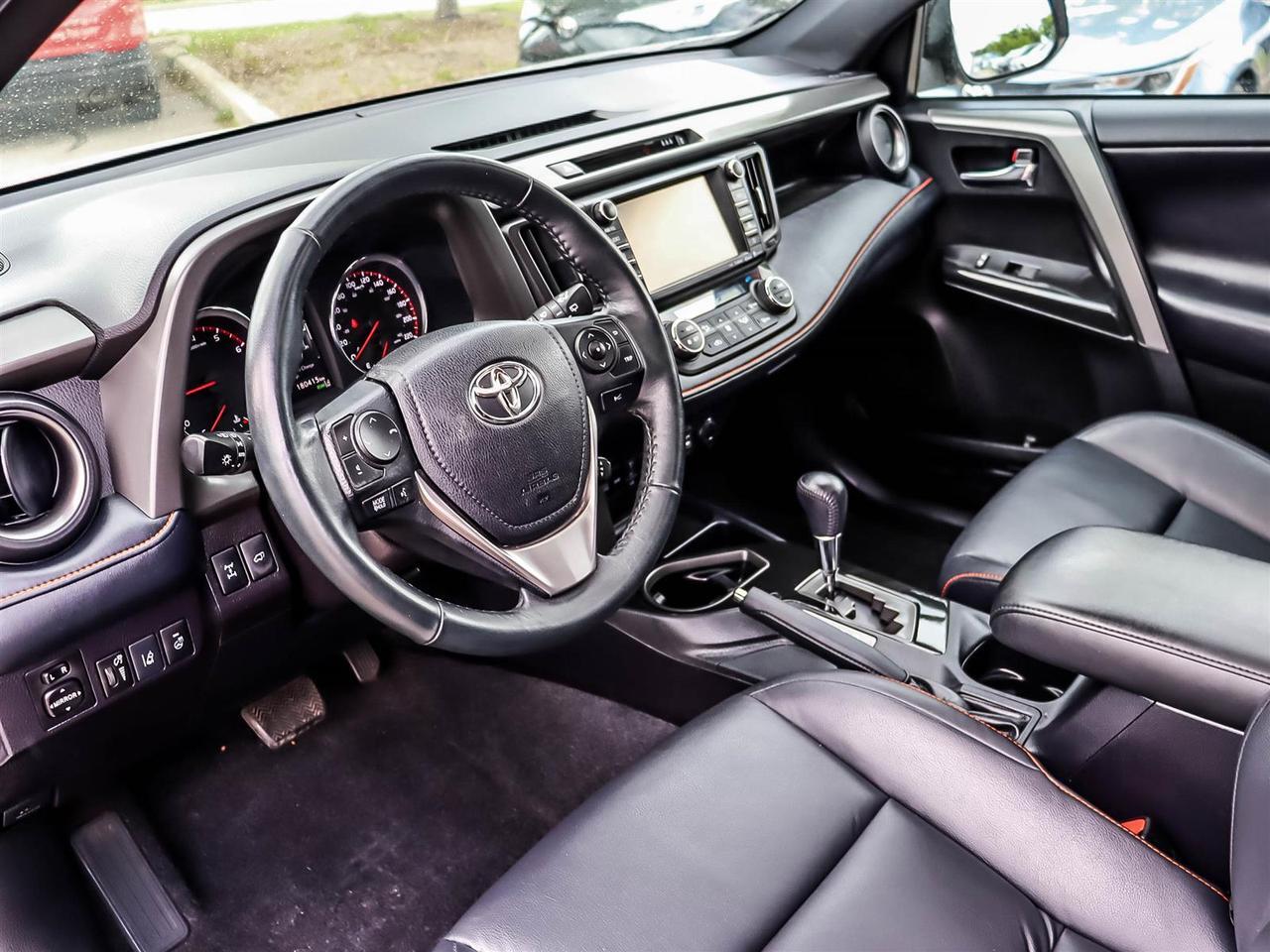 2018 Toyota RAV4 SE Mississauga ON