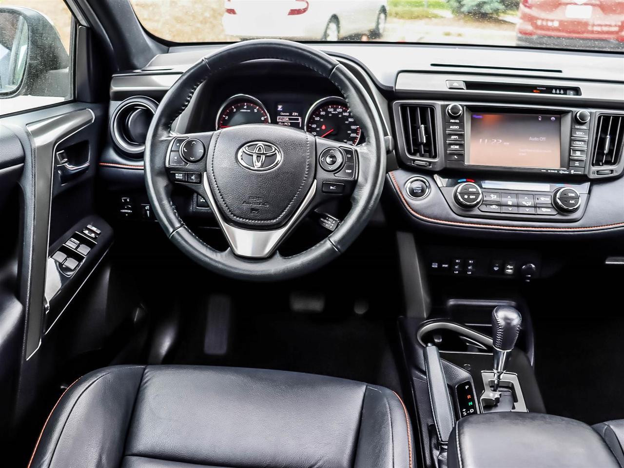 2018 Toyota RAV4 SE Mississauga ON