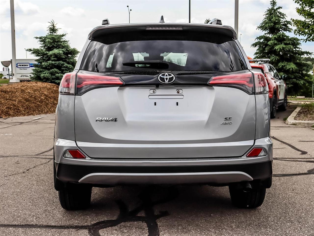 2018 Toyota RAV4 SE Mississauga ON