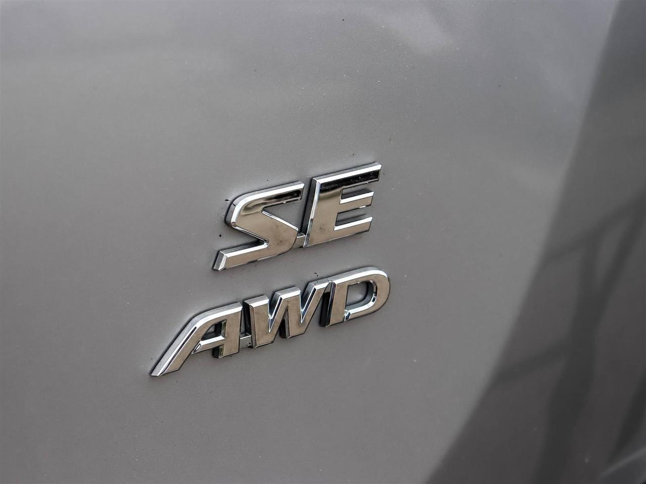 2018 Toyota RAV4 SE Mississauga ON