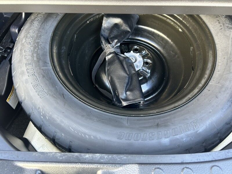 2018 Toyota RAV4 XLE - 1 OWNER - REGULAR OIL CHANGES Webster MA 2018 Toyota RAV4 XLE - 1 OWNER - REGULAR OIL CHANGES Webster MA