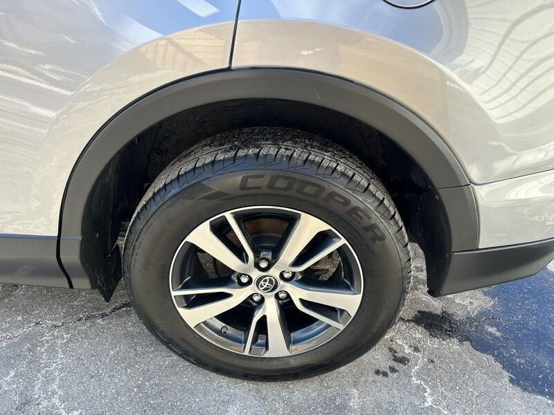 2018 Toyota RAV4 XLE - 1 OWNER - REGULAR OIL CHANGES Webster MA 2018 Toyota RAV4 XLE - 1 OWNER - REGULAR OIL CHANGES Webster MA