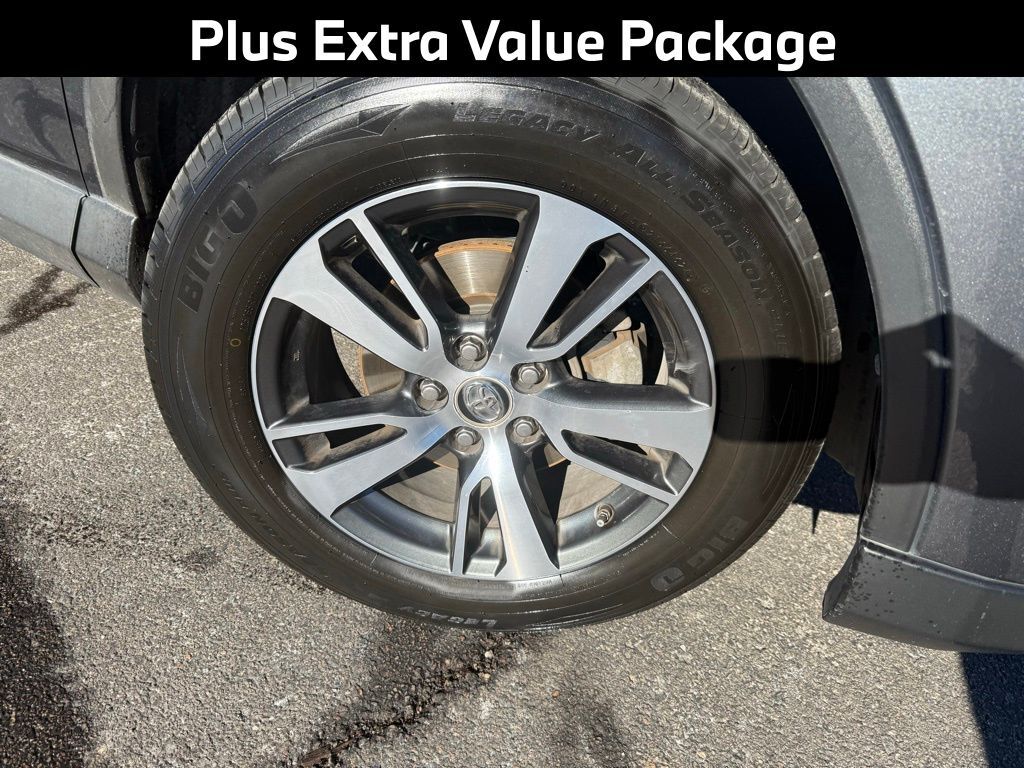 2018 Toyota RAV4 XLE