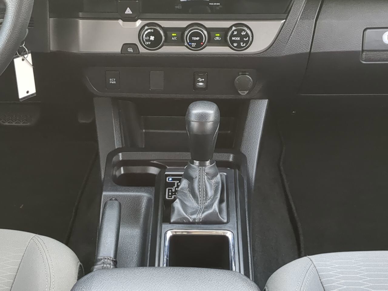 2018 Toyota Tacoma SR Appleton WI