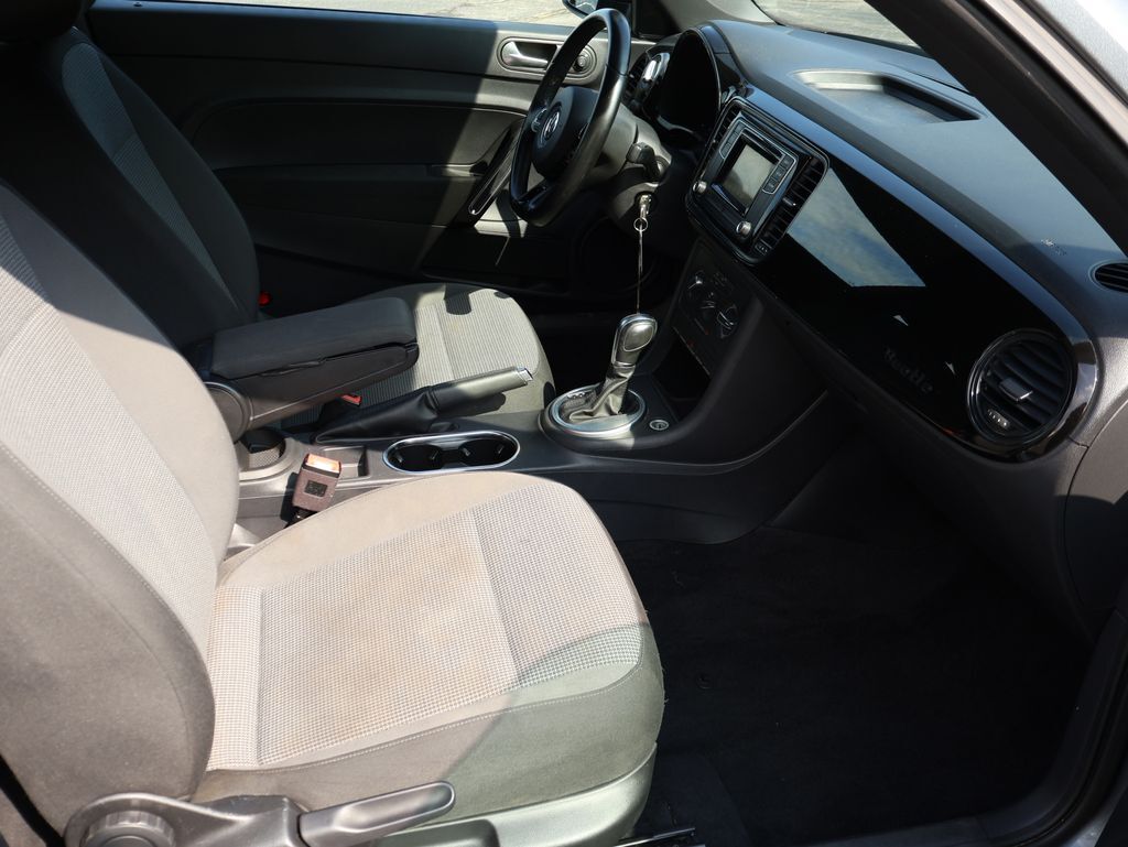 2018 Volkswagen Beetle 2.0T S San Clemente CA