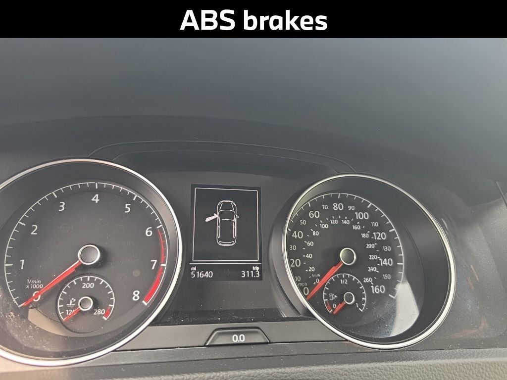 2018 Volkswagen Golf TSI S 4-Door
