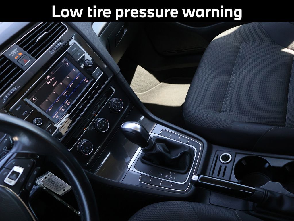 2018 Volkswagen Golf TSI S 4-Door