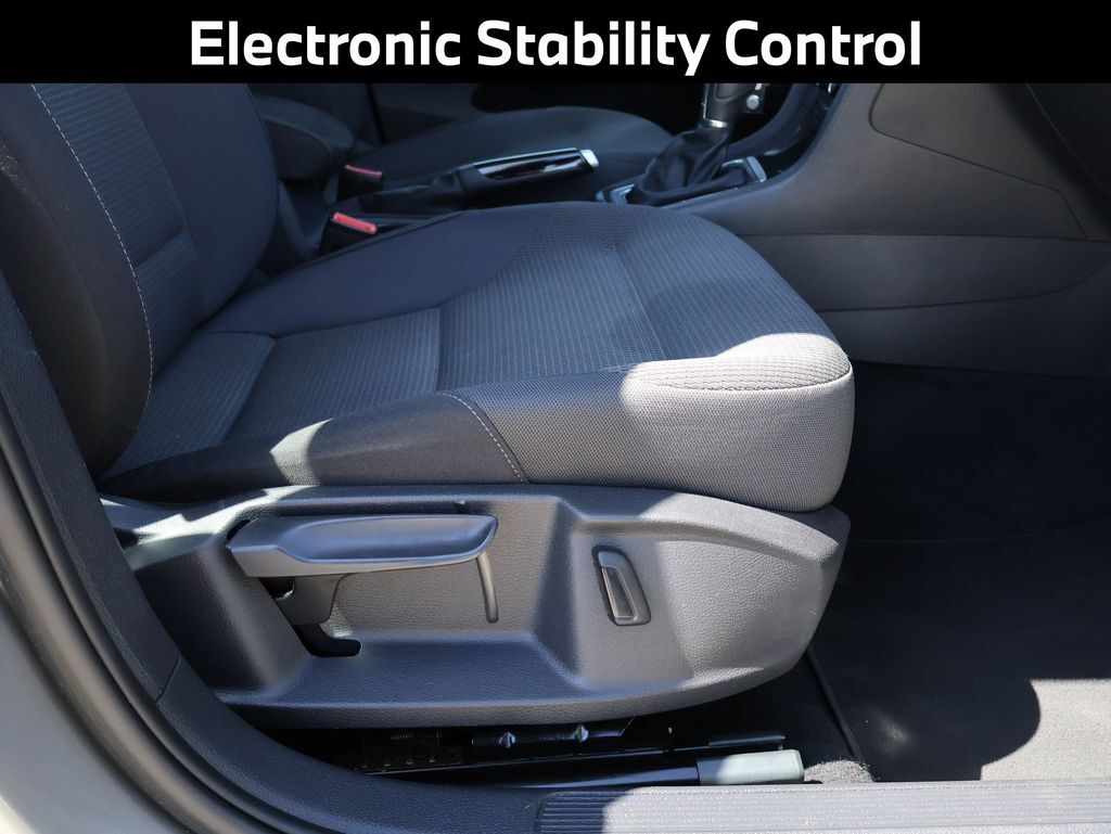 2018 Volkswagen Golf TSI S 4-Door