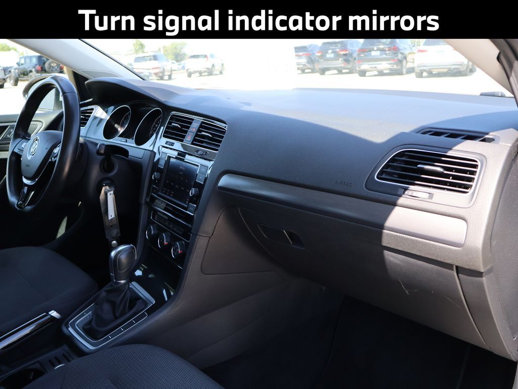 2018 Volkswagen Golf TSI S 4-Door