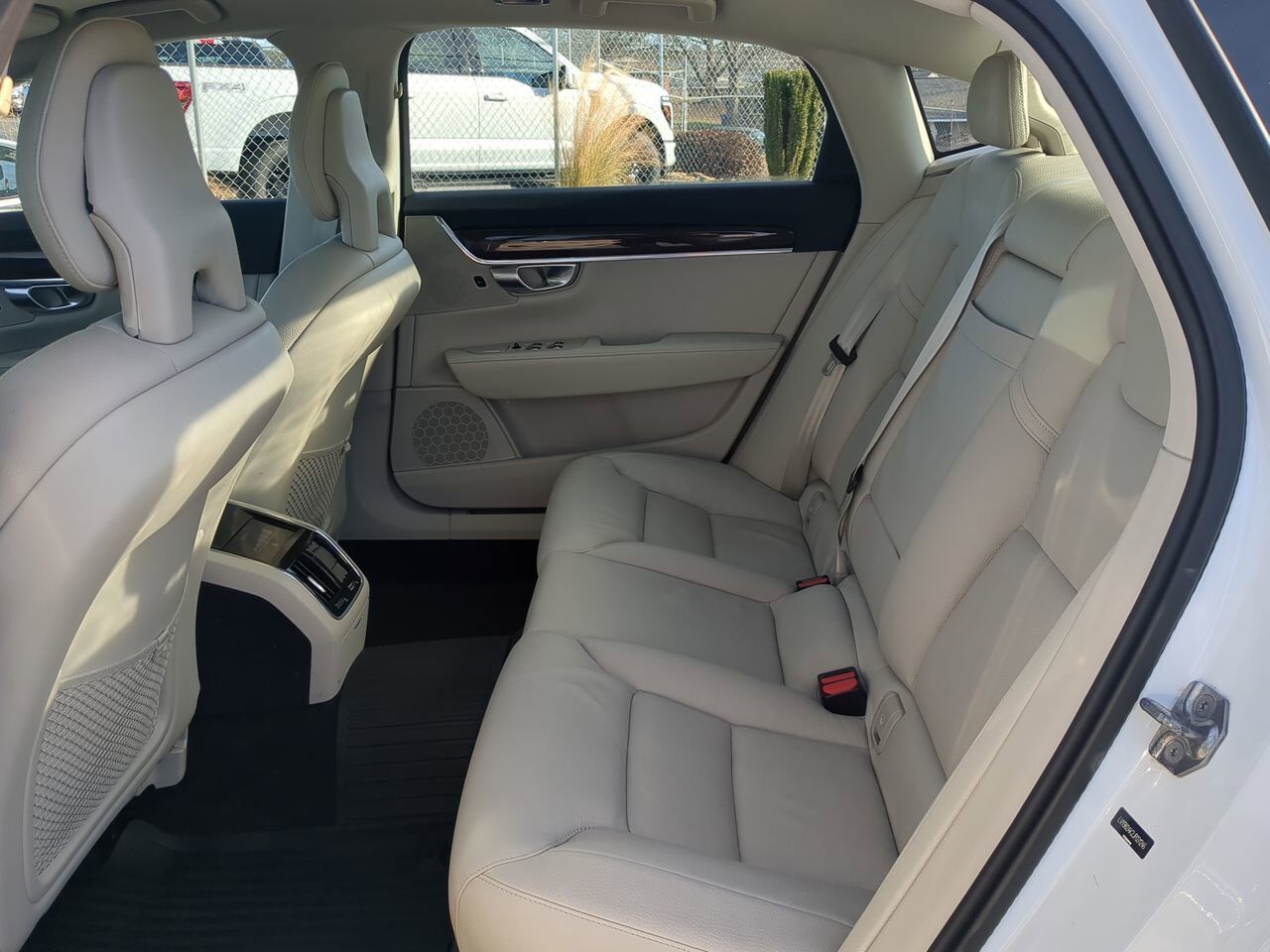 2018 Volvo S90 Momentum Appleton WI