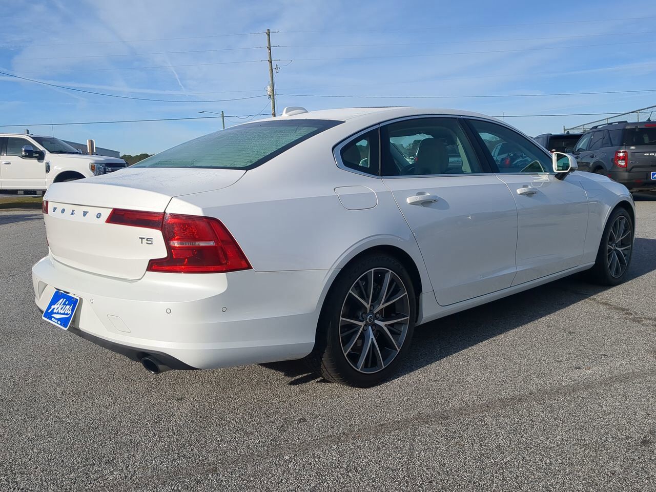 2018 Volvo S90 Momentum Appleton WI