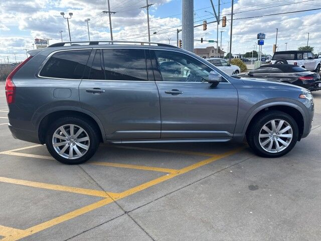 2018 Volvo XC90 Momentum Springfield IL 2018 Volvo XC90 Momentum Springfield IL