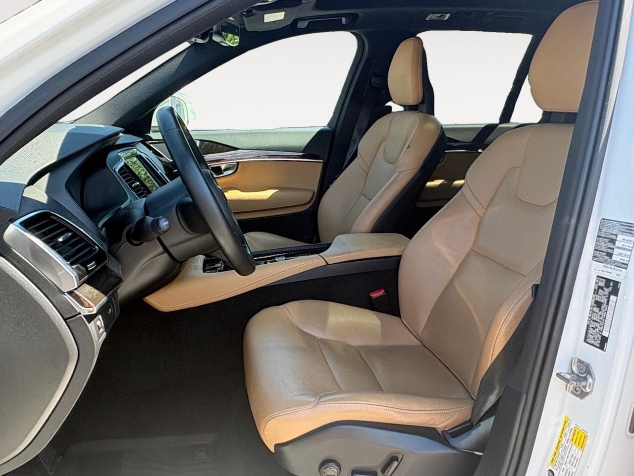 2018 Volvo XC90 T6 Momentum, 360 BACKUP CAMERA, 3RD ROW SEATS, ROOF RACKS, BLIND SPOT ALERT, LANE KEEP ASSIST, PRE-COLLISION WARNING, PANORAMIC MOONROOF, HEATED STEERING WHEEL & SEATS, APPLE CARPLAY/ANDROID AUTO, POWER LIFTGATE, TOW PACKAGE, LOW MILES, CLEAN CARFAX! Virginia Beach VA 2018 Volvo XC90 T6 Momentum, 360 BACKUP CAMERA, 3RD ROW SEATS, ROOF RACKS, BLIND SPOT ALERT, LANE KEEP ASSIST, PRE-COLLISION WARNING, PANORAMIC MOONROOF, HEATED STEERING WHEEL & SEATS, APPLE CARPLAY/ANDROID AUTO, POWER LIFTGATE, TOW PACKAGE, LOW MILES, CLEAN CARFAX! Virginia Beach VA