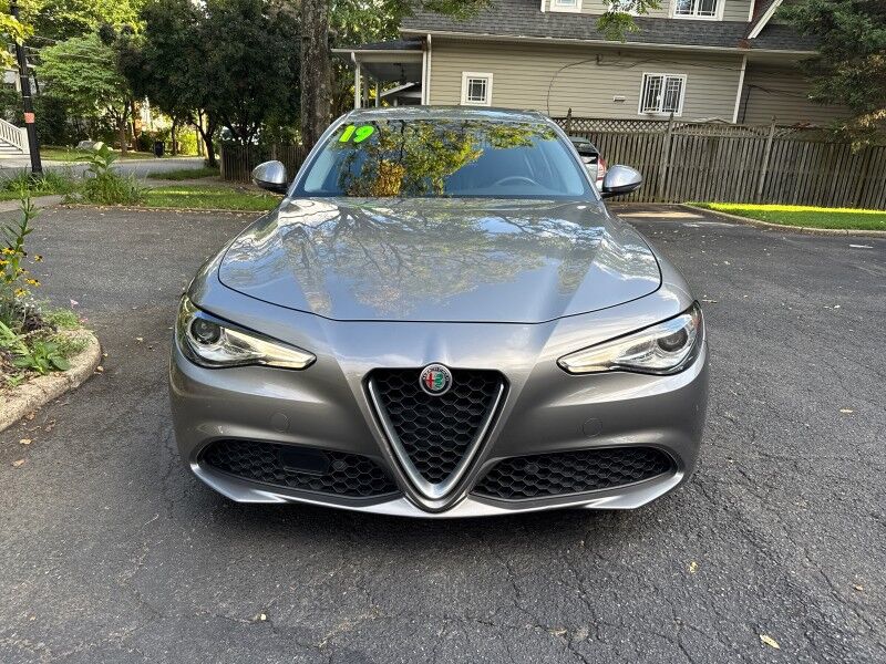 2019 Alfa Romeo Giulia AWD w/ Driver Assist Dynamic Plus Package Arlington VA