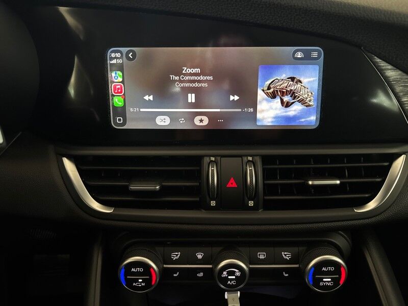 2019 Alfa Romeo Giulia AWD w/ Driver Assist Dynamic Plus Package Arlington VA