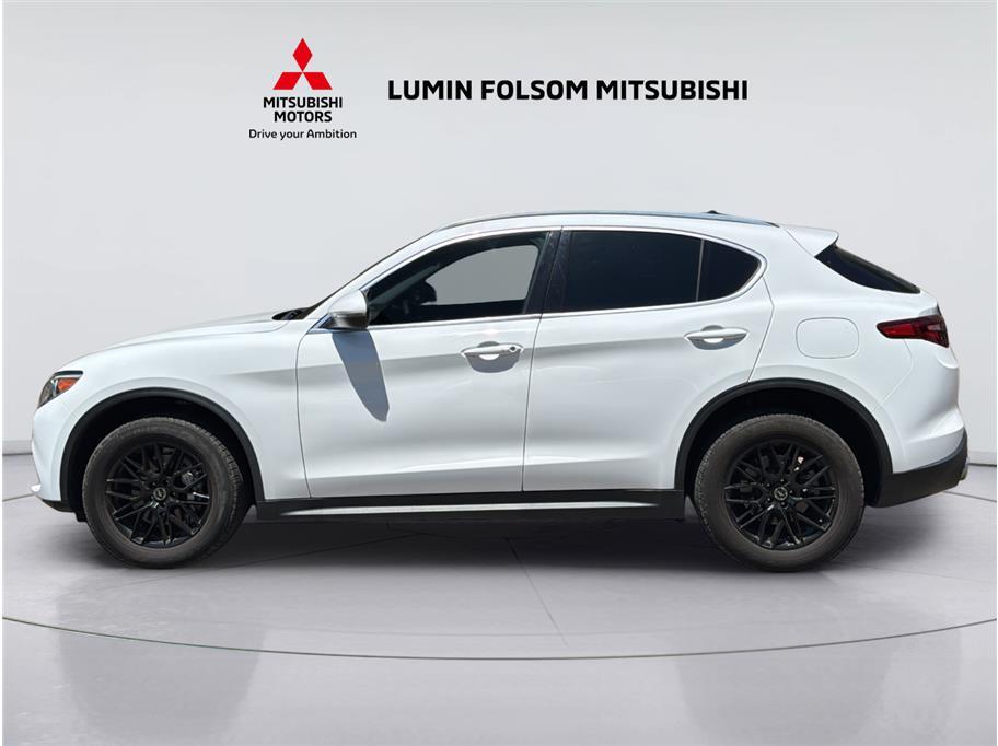 2019 Alfa Romeo Stelvio Sport Utility 4D 2019 Alfa Romeo Stelvio Sport Utility 4D