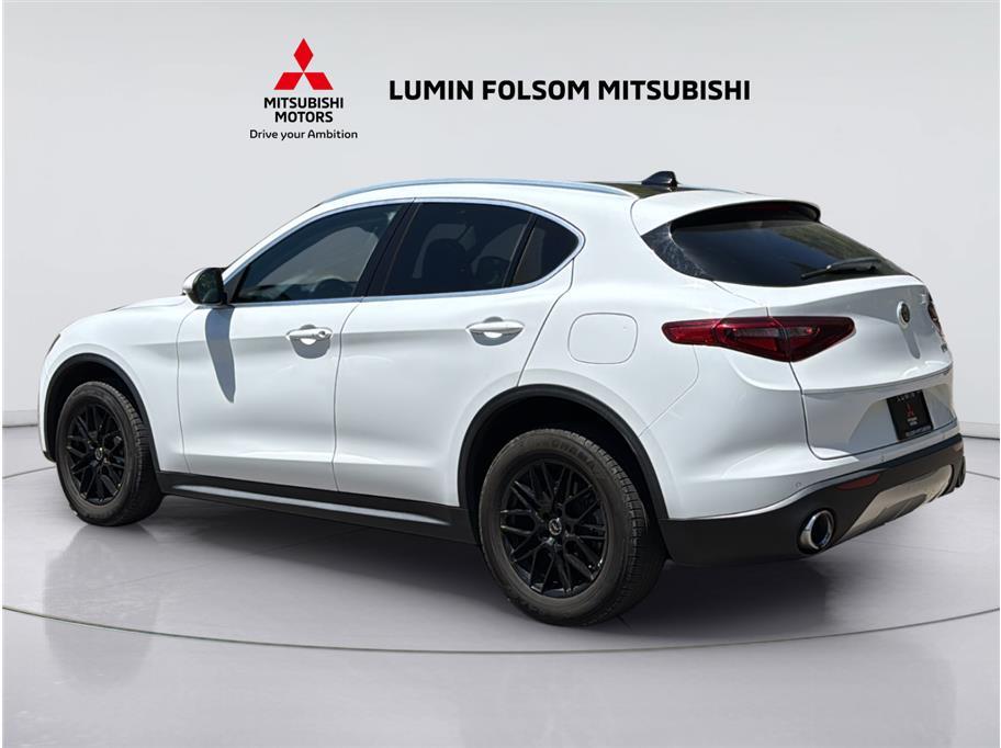 2019 Alfa Romeo Stelvio Sport Utility 4D 2019 Alfa Romeo Stelvio Sport Utility 4D
