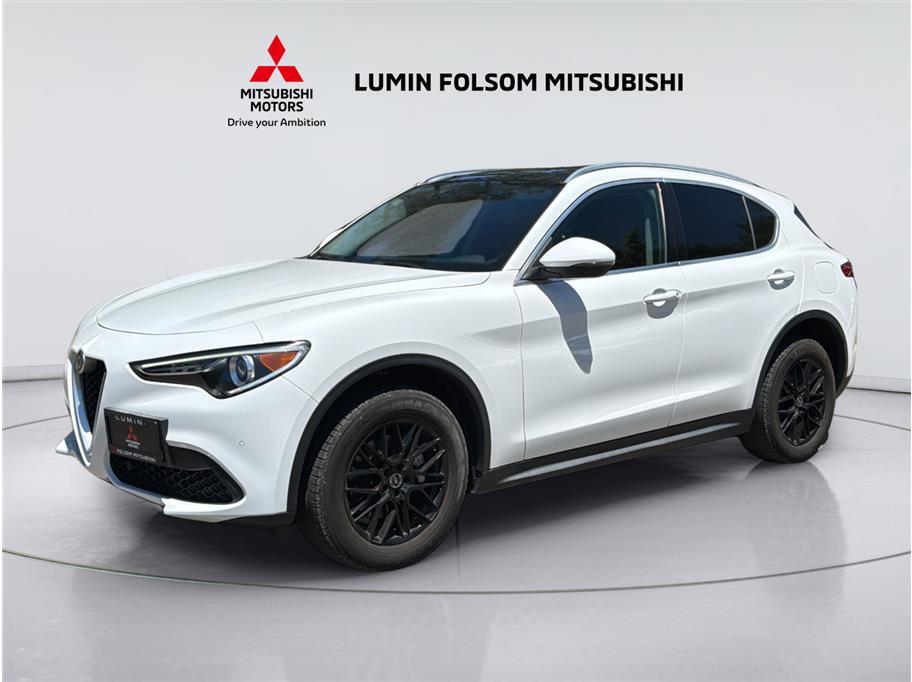 2019 Alfa Romeo Stelvio Sport Utility 4D 2019 Alfa Romeo Stelvio Sport Utility 4D
