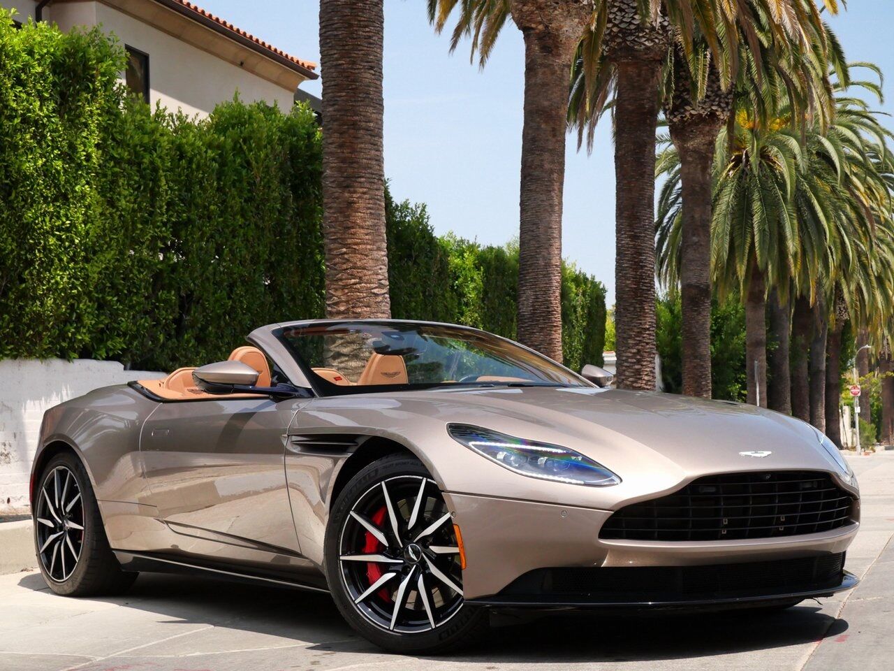 2019 Aston Martin DB11 Volante Volante