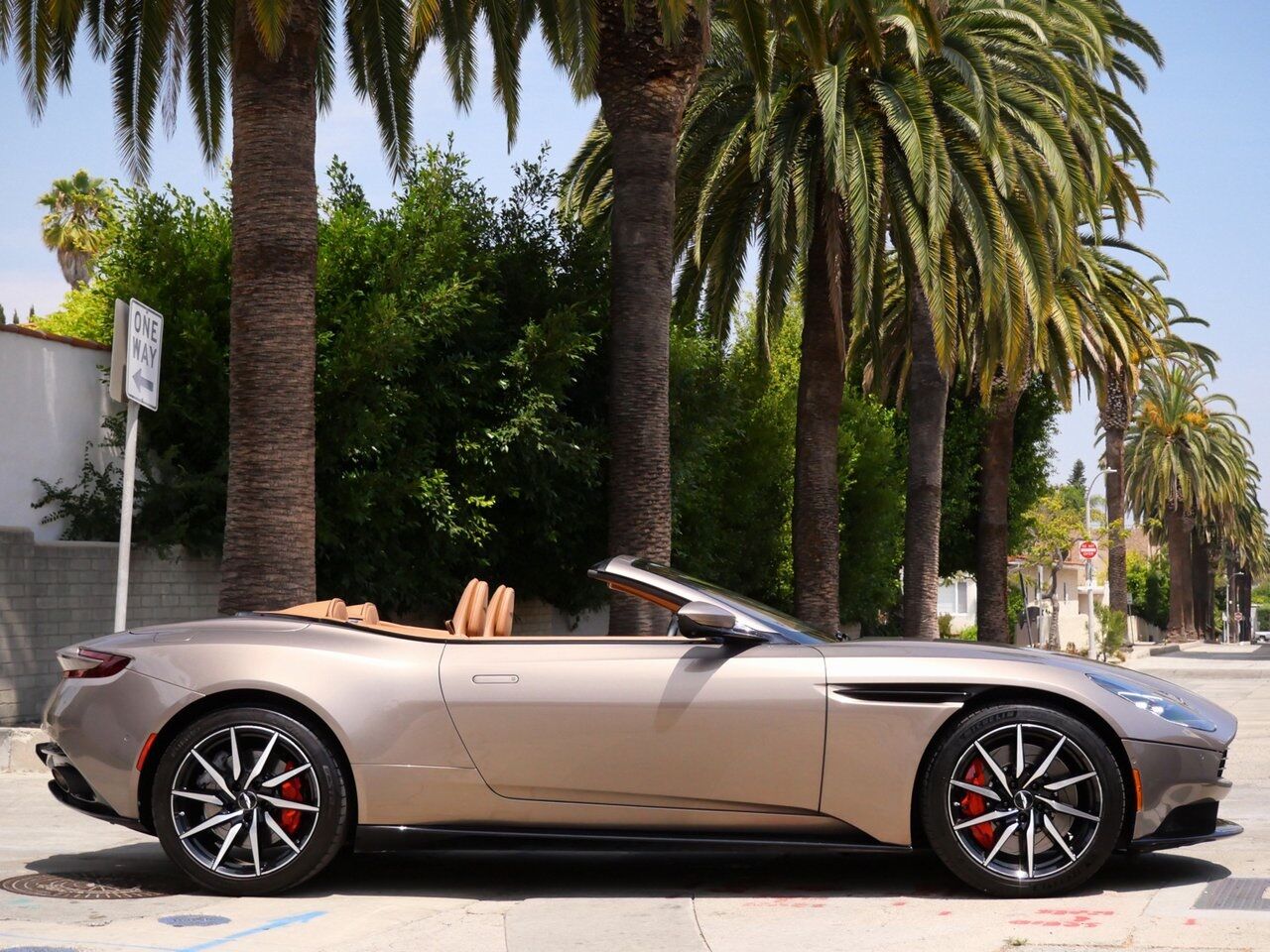 2019 Aston Martin DB11 Volante Volante Lawrence KS
