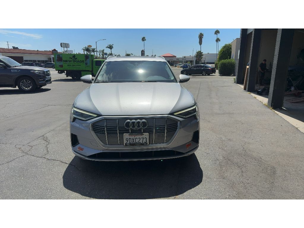 2019 Audi e-tron Premium Plus 2019 Audi e-tron Premium Plus
