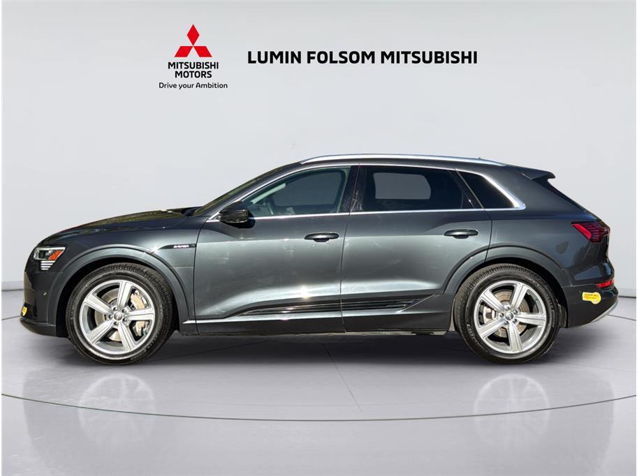 2019 Audi e-tron Premium Plus Sport Utility 4D 2019 Audi e-tron Premium Plus Sport Utility 4D