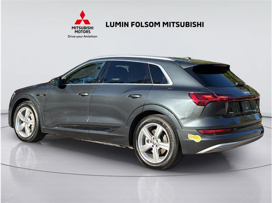 2019 Audi e-tron Premium Plus Sport Utility 4D 2019 Audi e-tron Premium Plus Sport Utility 4D