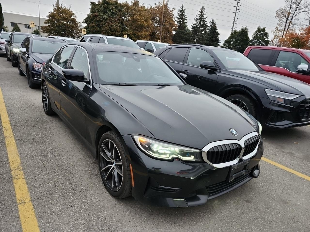 2019 BMW 3 Series 330i xDrive SUNROOF NAVI MMRYSEAT B.CAM Toronto ON 2019 BMW 3 Series 330i xDrive SUNROOF NAVI MMRYSEAT B.CAM Toronto ON