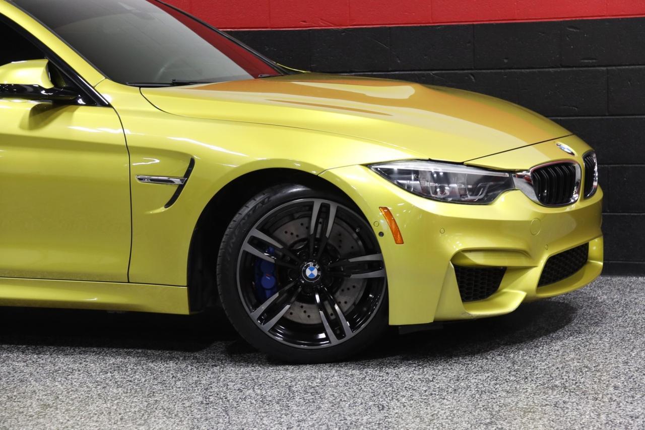 2019 BMW M4 w/Executive Pkg 6-Speed Manual 2dr Coupe 2019 BMW M4 w/Executive Pkg 6-Speed Manual 2dr Coupe