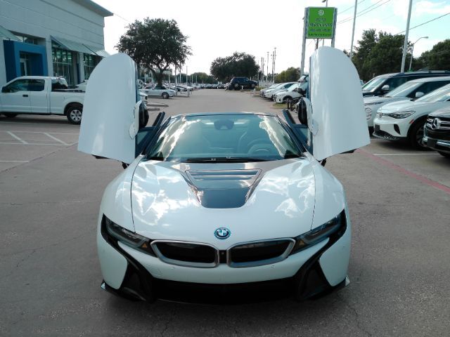 2019 BMW i8 PURE IMPULSE CONVERTIBLE 2019 BMW i8 PURE IMPULSE CONVERTIBLE